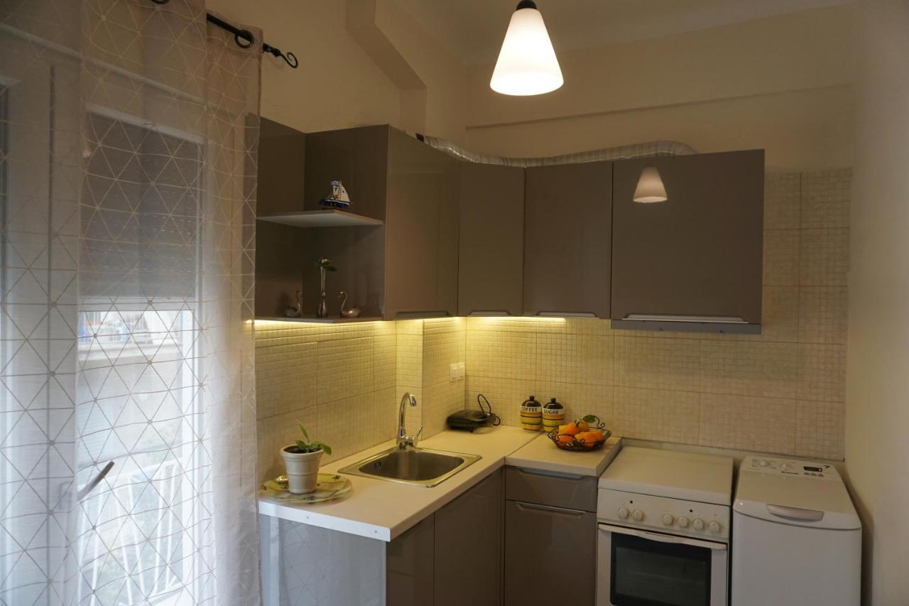 Afrodite'S Apartment Athens Exterior photo